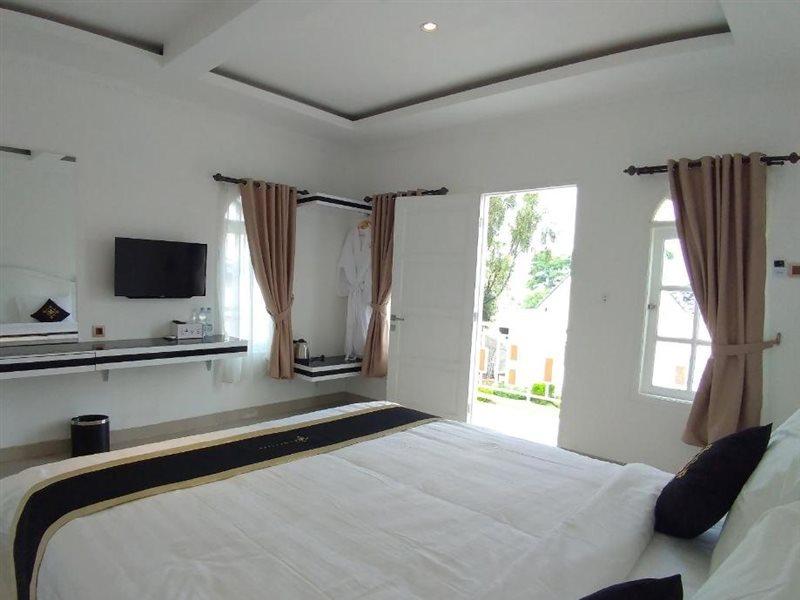 Chevilly Resort And Camp Богор Екстериор снимка